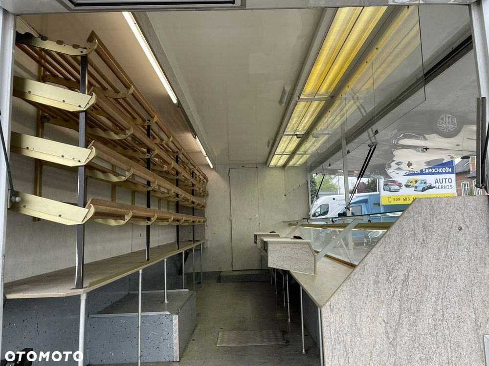 Mercedes-Benz Vario Autosklep pieczywa Gastronomiczny Food Truck Foodtruck sklep bar - 29