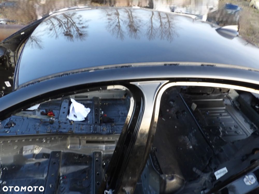 BMW - G30 - KOLOR 475 - DACH CIĘTY DLA KLIENTA - 1