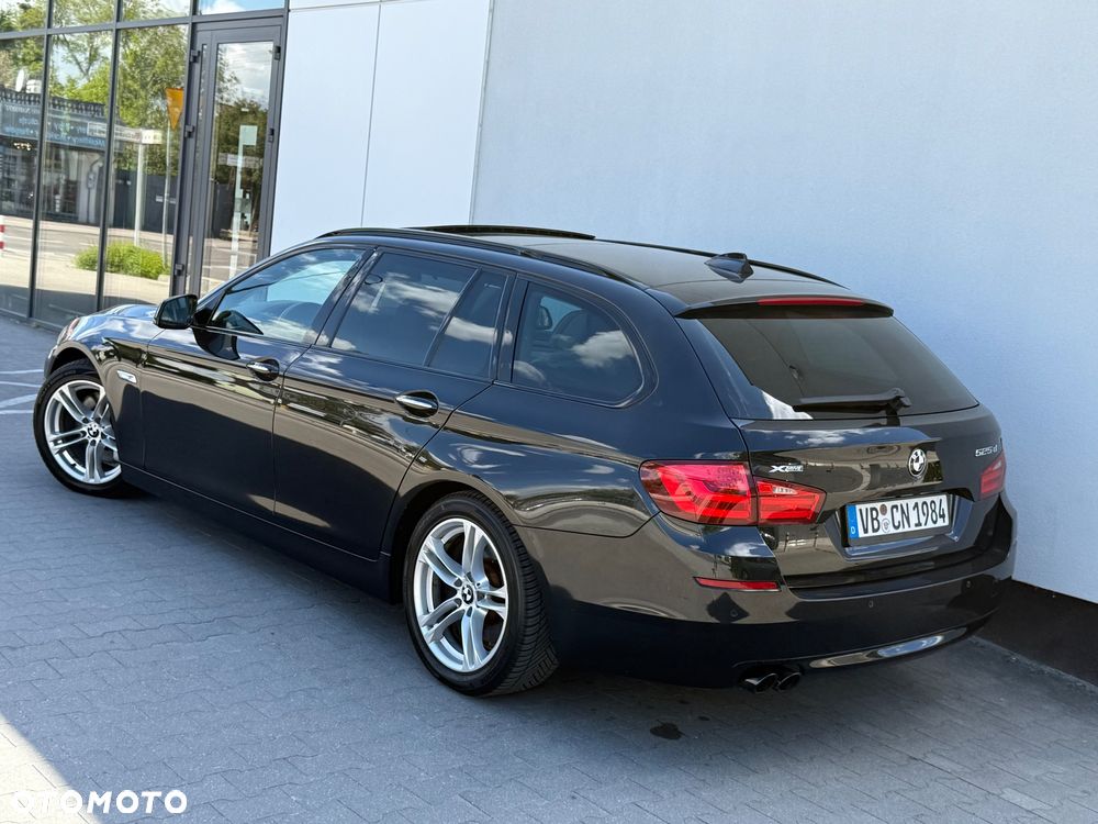 BMW Seria 5 525d Sport-Aut - 10