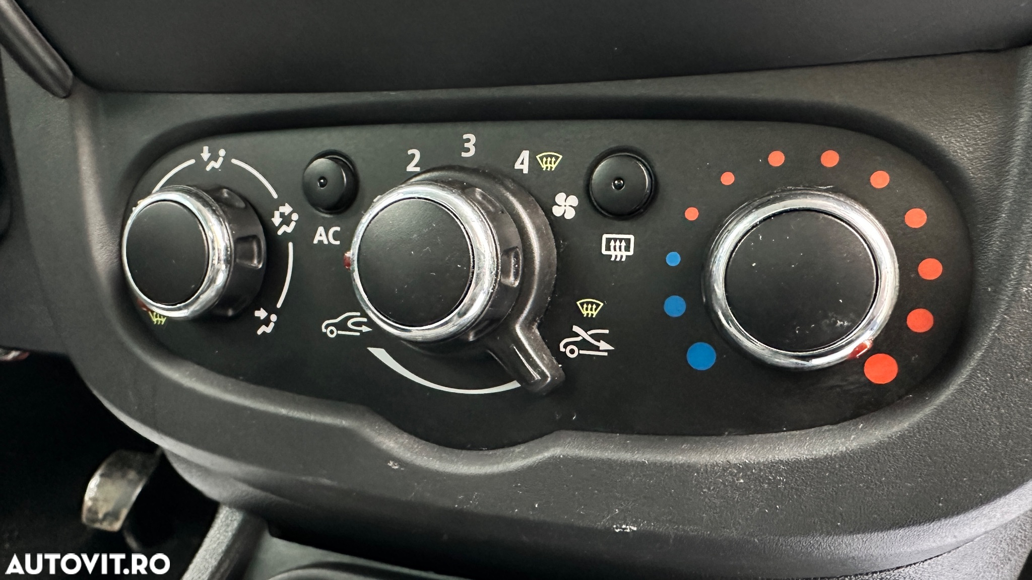 Dacia Duster 1.5 dCi 4x4 Ambiance - 16