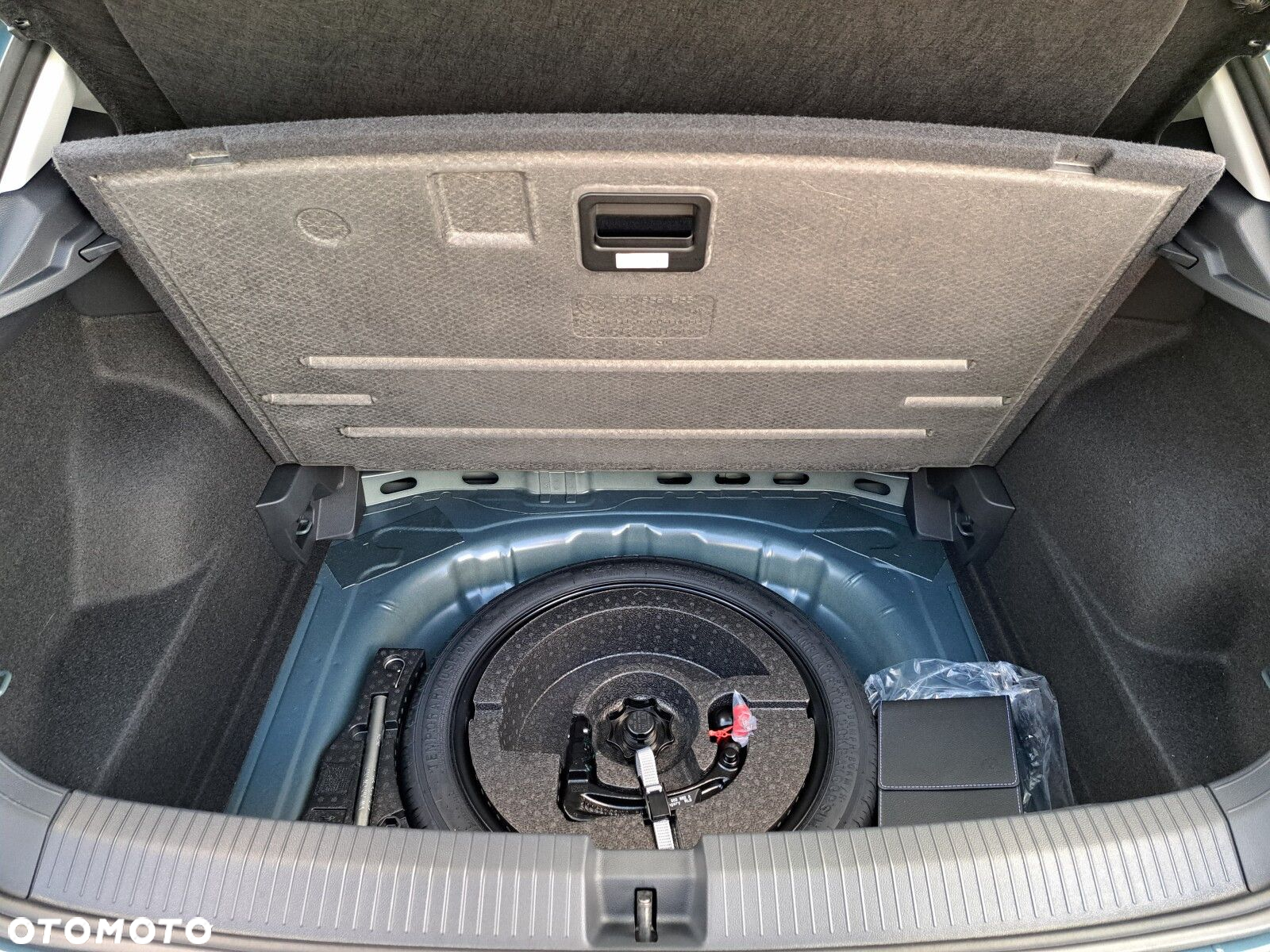 Volkswagen T-Roc 1.5 TSI Life Plus DSG - 11