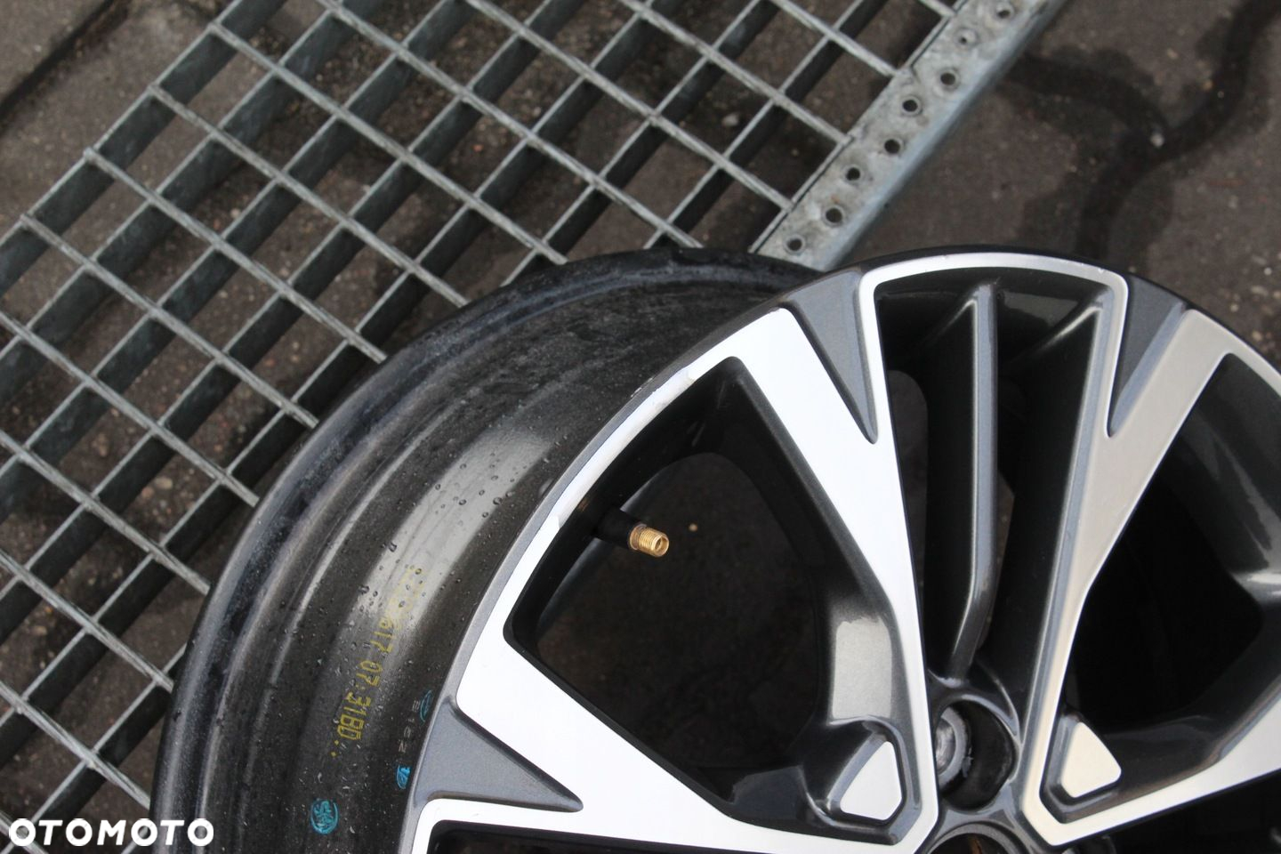 1x ORYG KIA PICANTO 16cali 4x100 ET51 6,5J 52910-G6750 - 3