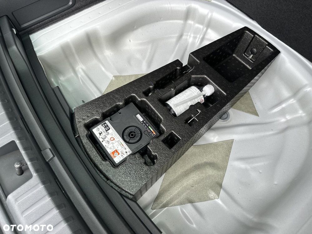 Skoda Karoq 1.5 TSI ACT Sportline DSG - 31