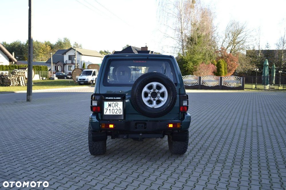 Mitsubishi Pajero - 8