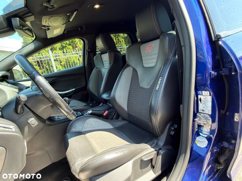 Ford Focus 2.0 TDCi ST mit Leder-Sport-Paket - 7