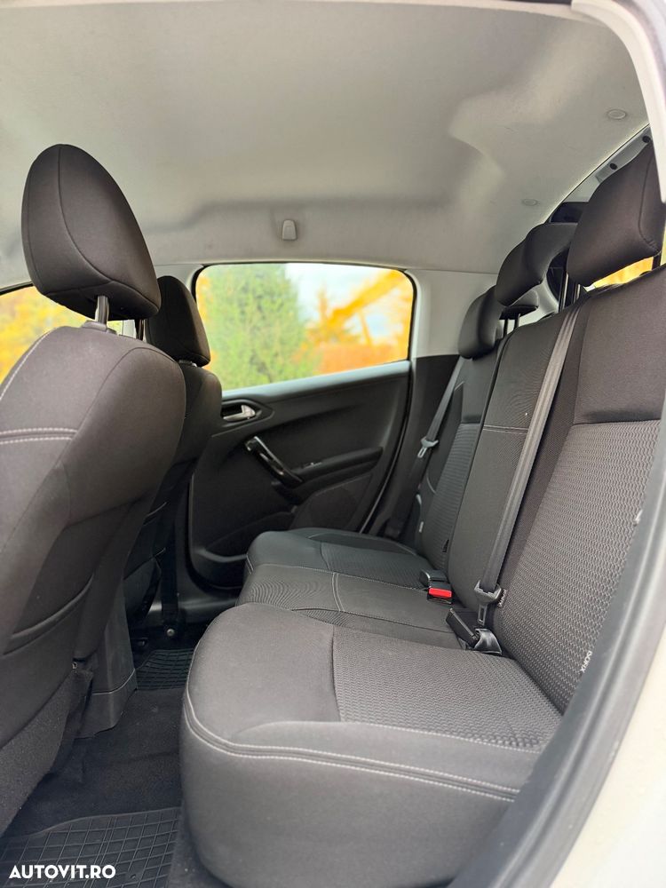 Peugeot 208 Blue-HDi 100 Stop&Start Allure - 7