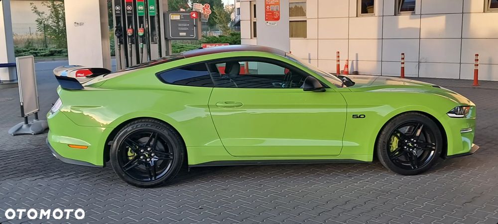 Ford Mustang - 12