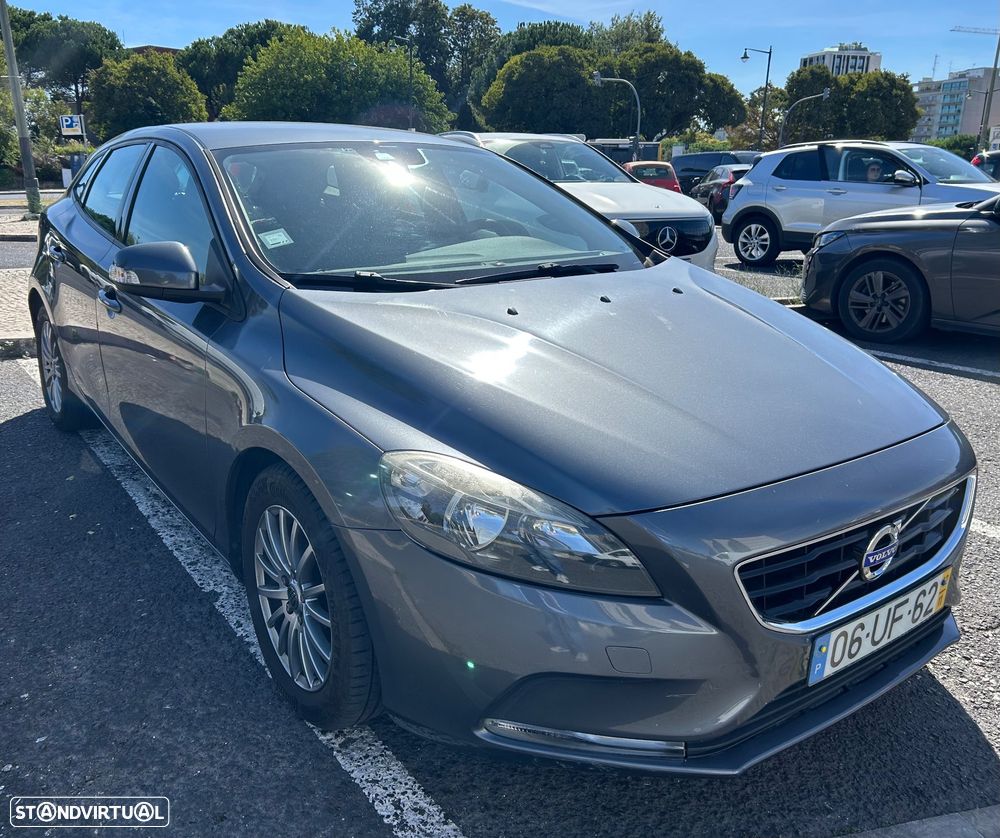 Volvo V40 2012 photo 3