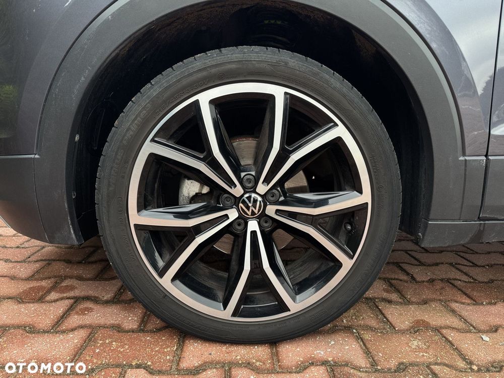 Volkswagen T-Cross - 19