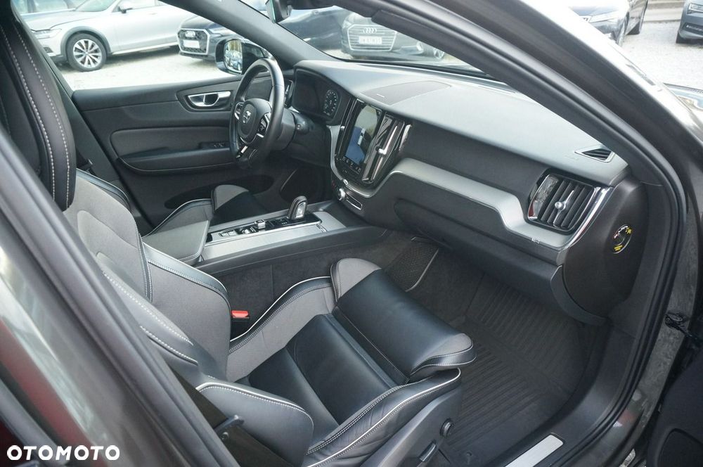 Volvo XC 60 B4 B Geartronic RDesign - 27