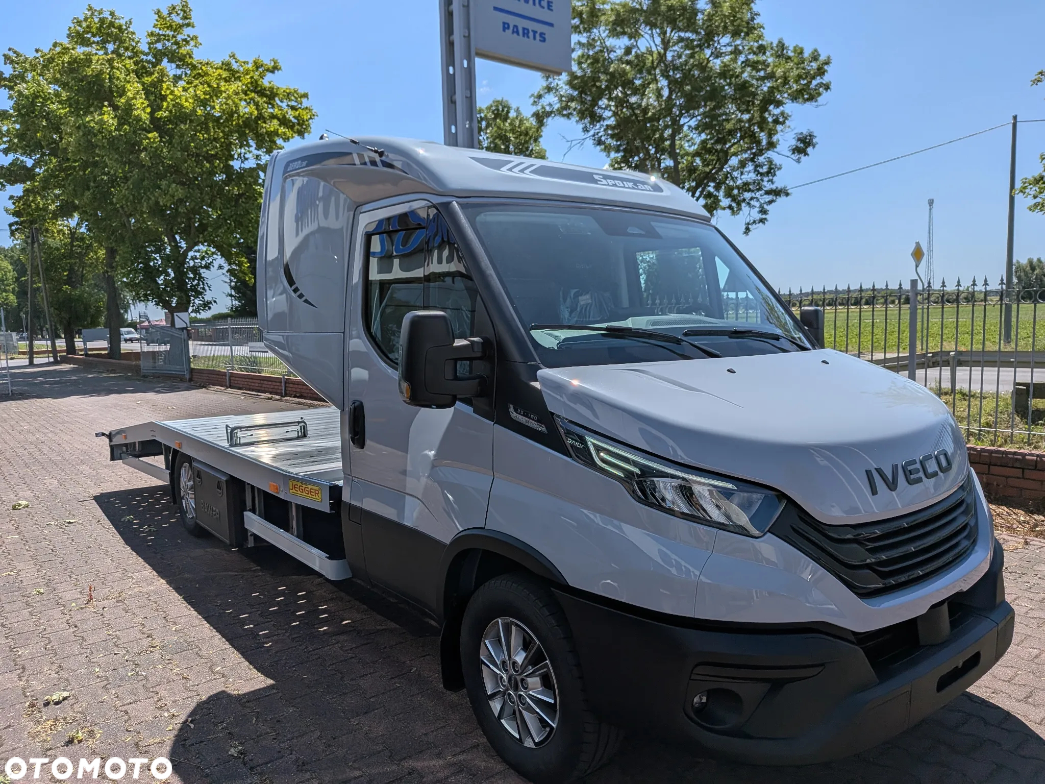 Iveco Daily 35S18HA8/P , Laweta ,Autolaweta , certyfikat VDI ,Zbiornik 280L, Tacho - 14