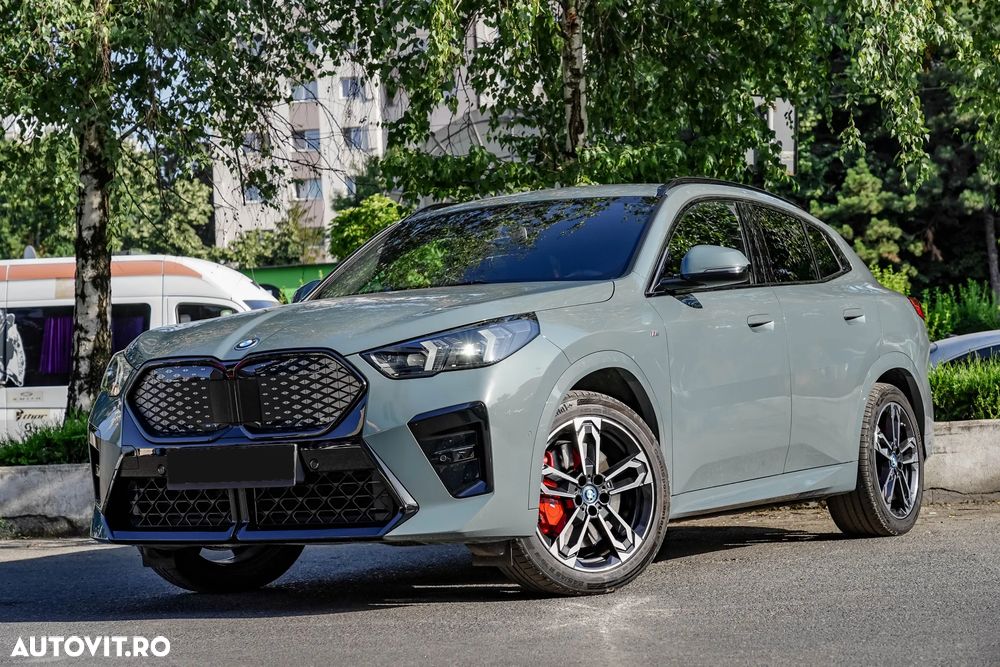 BMW iX2 - 21