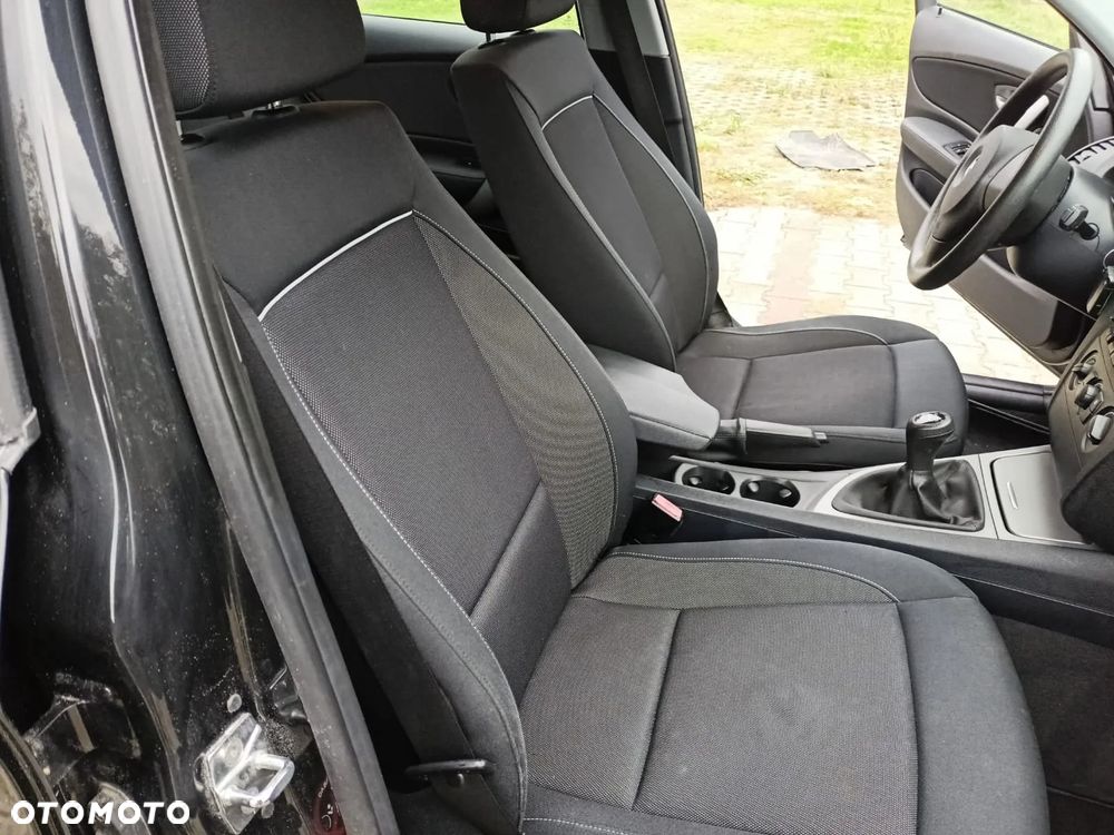 BMW Seria 1 116i - 31