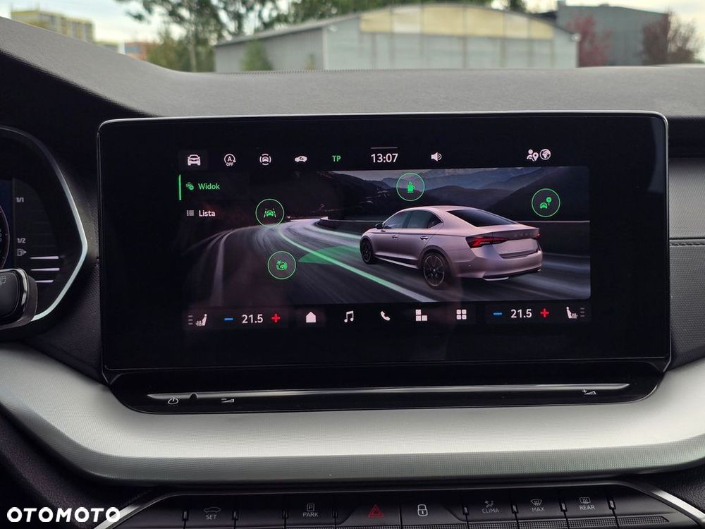 Skoda Octavia 1.5 TSI mHEV Selection DSG - 31