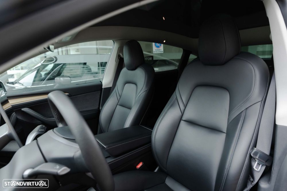 Tesla Model Y Long Range Tração Integral - 14