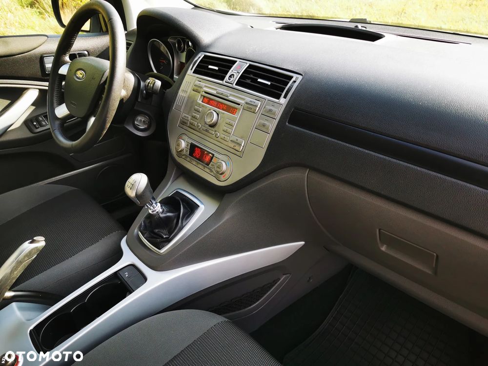 Ford Kuga 2.0 TDCi 4WD Titanium - 15