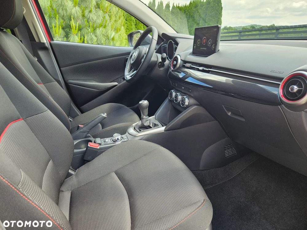 Mazda 2 SKYACTIV-G 90 Red Edition - 32
