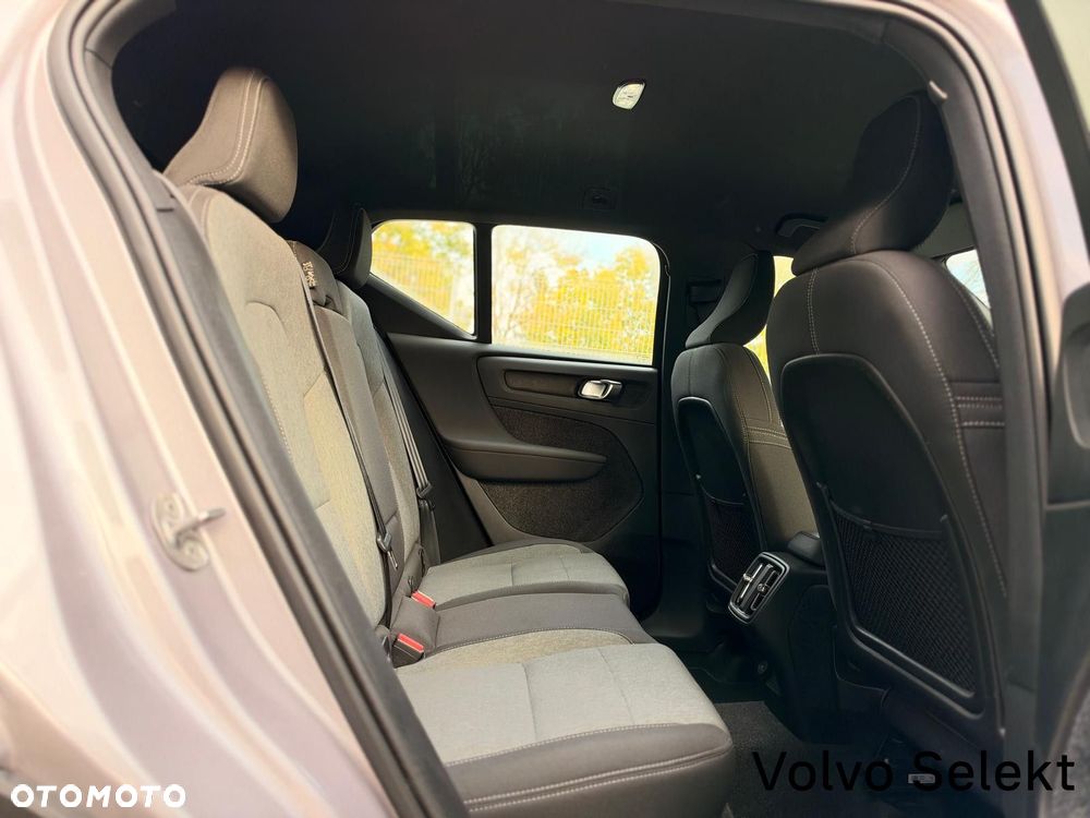 Volvo XC 40 - 28