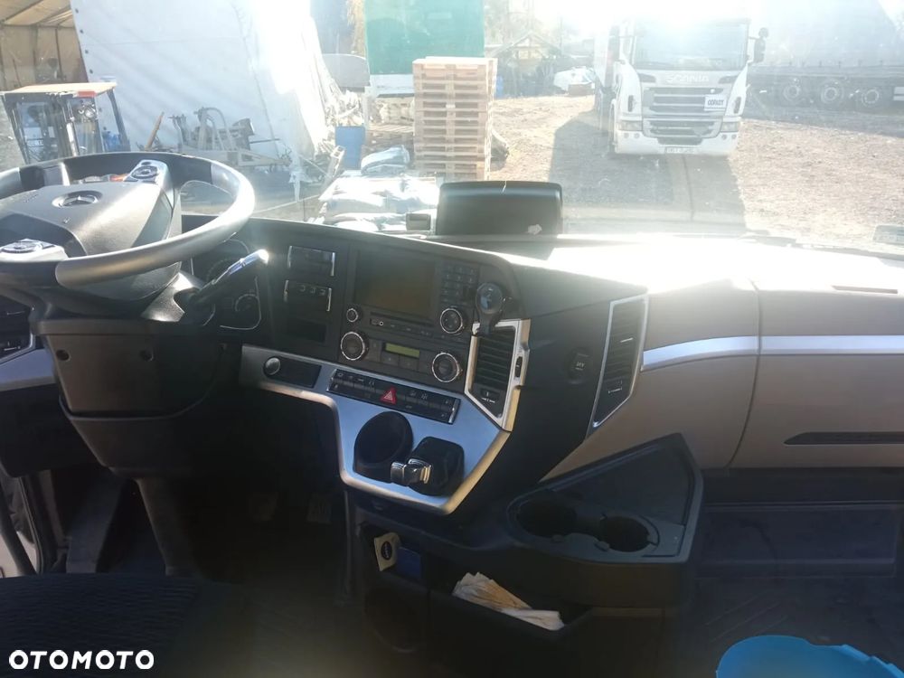 Mercedes-Benz ACTROS 1843 - 7
