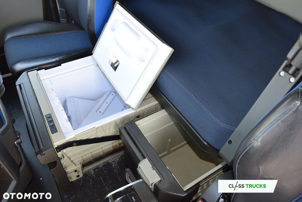 Volvo FH 460 Globetrotter XL i-Save - 11