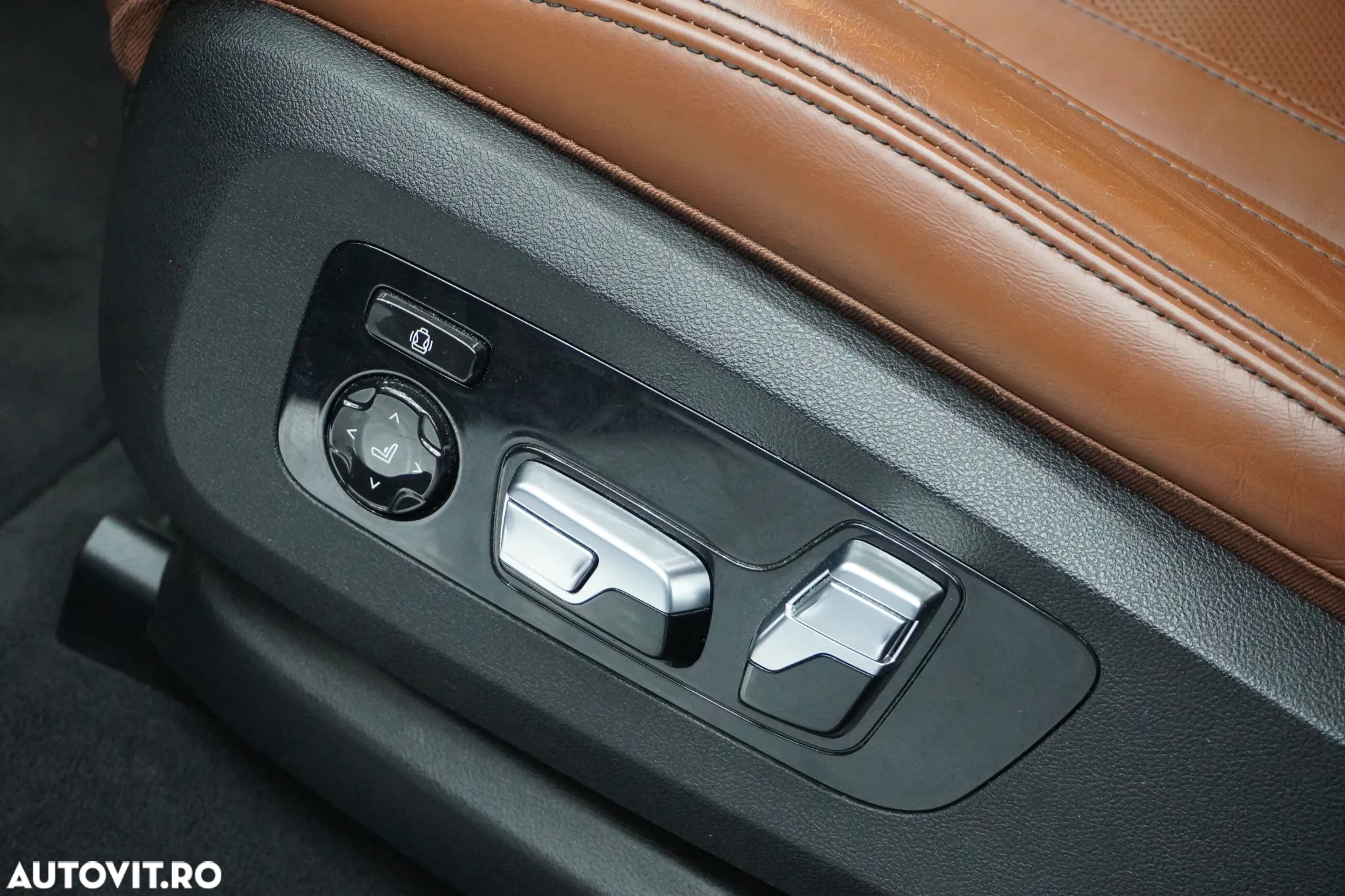 BMW X6 xDrive30d AT MHEV - 37