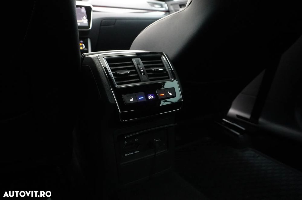 Skoda Superb 2.0 TSI 4X4 DSG Sportline - 13