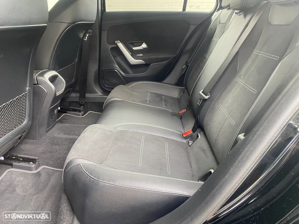 Mercedes-Benz A 250 Limousine e AMG Line - 16