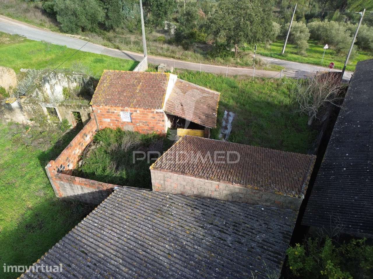 RUINA T4 PARA RECONSTRUÇÃO - Grande imagem: 3/5