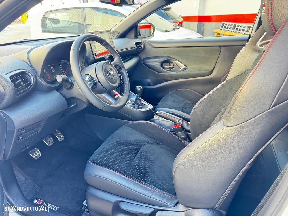 Toyota GR Yaris 1.6 T Extreme Rally - 12