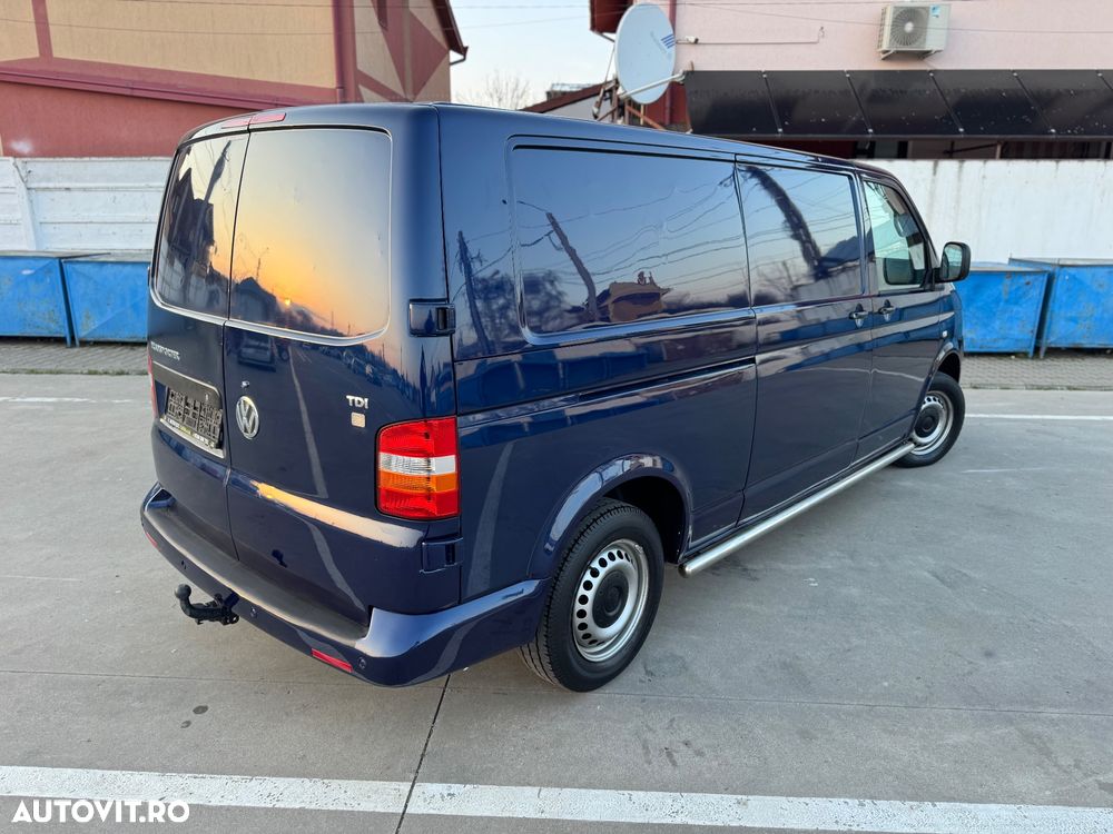 Volkswagen Transporter Shuttle Lang - 4