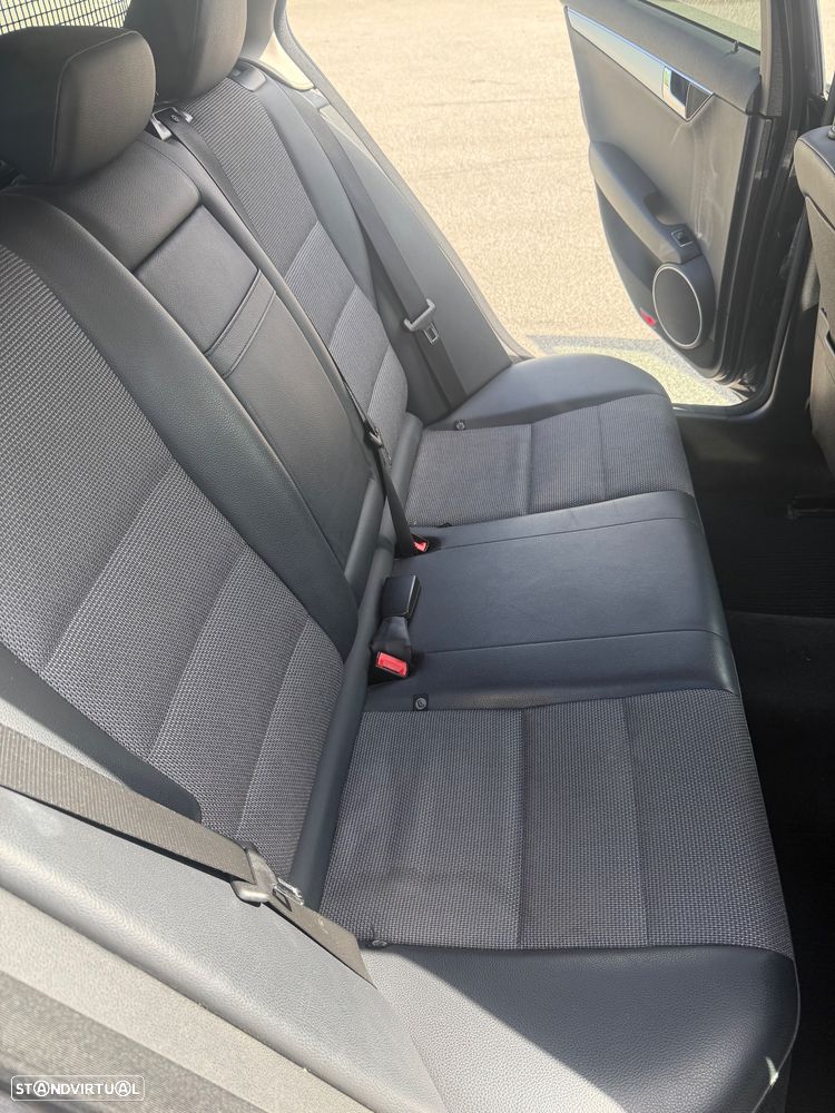 Mercedes-Benz C 250 Station CDI DPF 4Matic 7G-TRONIC BlueEFFICIENCY Avantgarde - 16