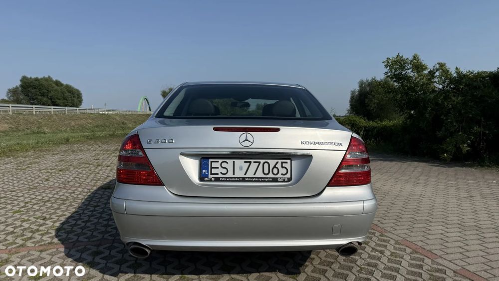 Mercedes-Benz Klasa E 200 Kompressor Automatik Classic - 5