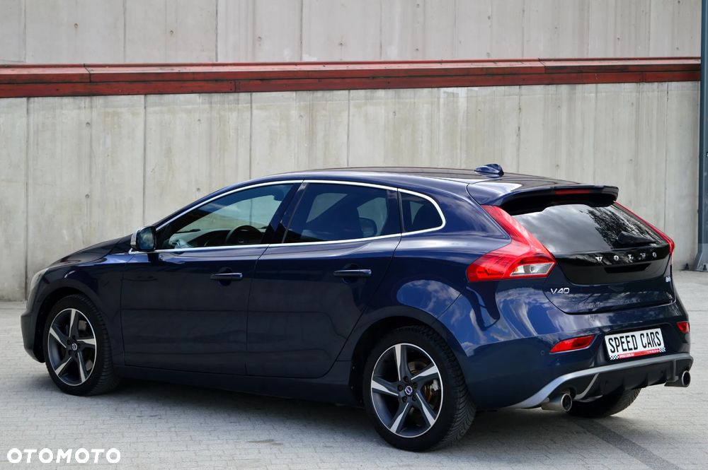 Volvo V40 D3 Geartronic R Design - 6