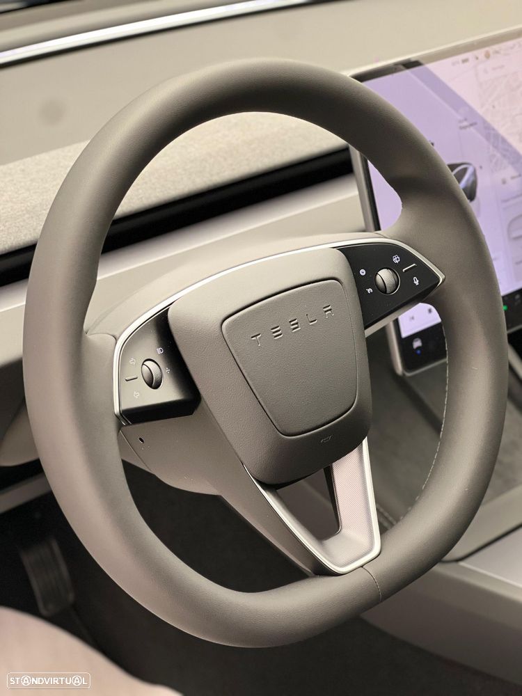 Tesla Model 3 Tração Traseira Premium — fotografia 17