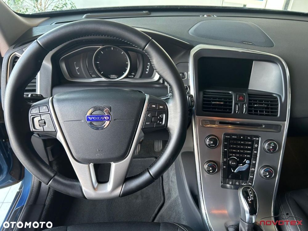 Volvo XC 60 D3 Geartronic Summum - 9