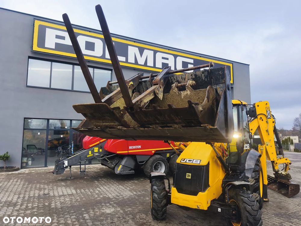 JCB 3CX - 9