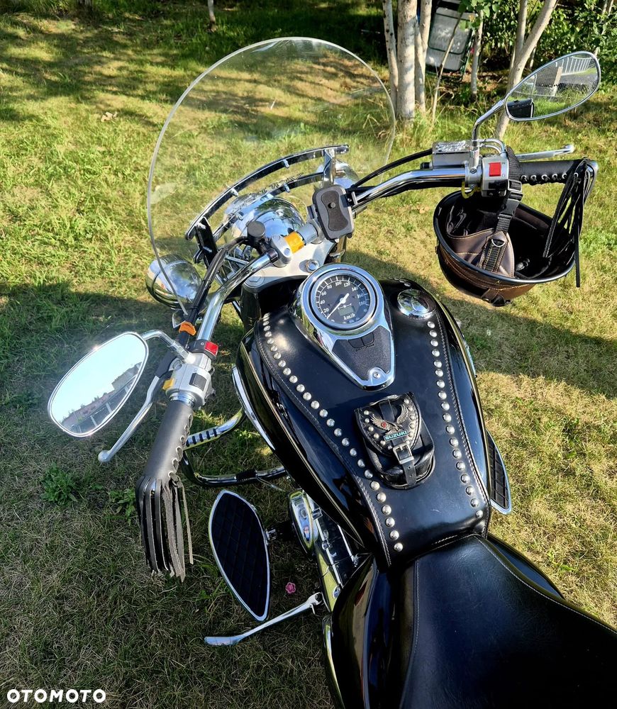Suzuki VL 800 Volusia - 8
