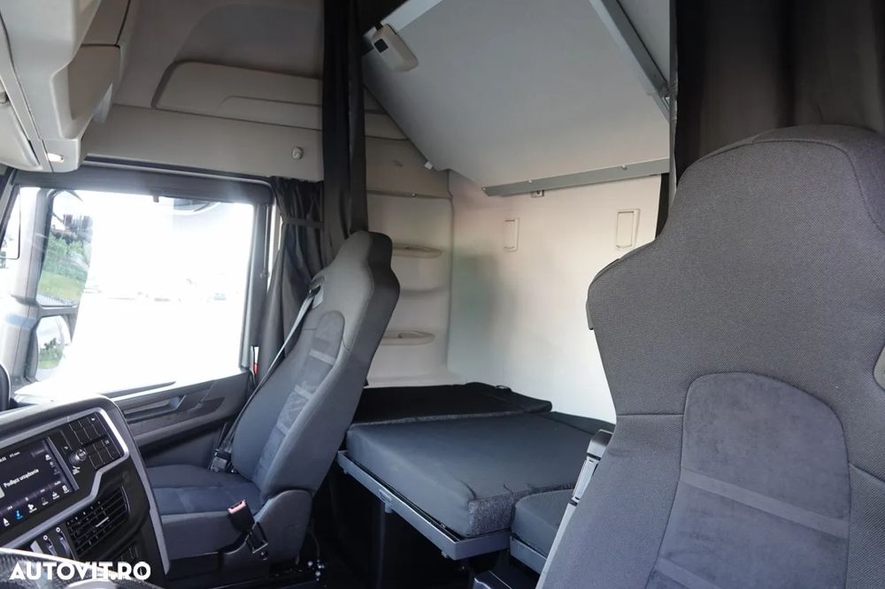 Iveco S-WAY / 530 / RETARDER / I-PARK COOL / - 24