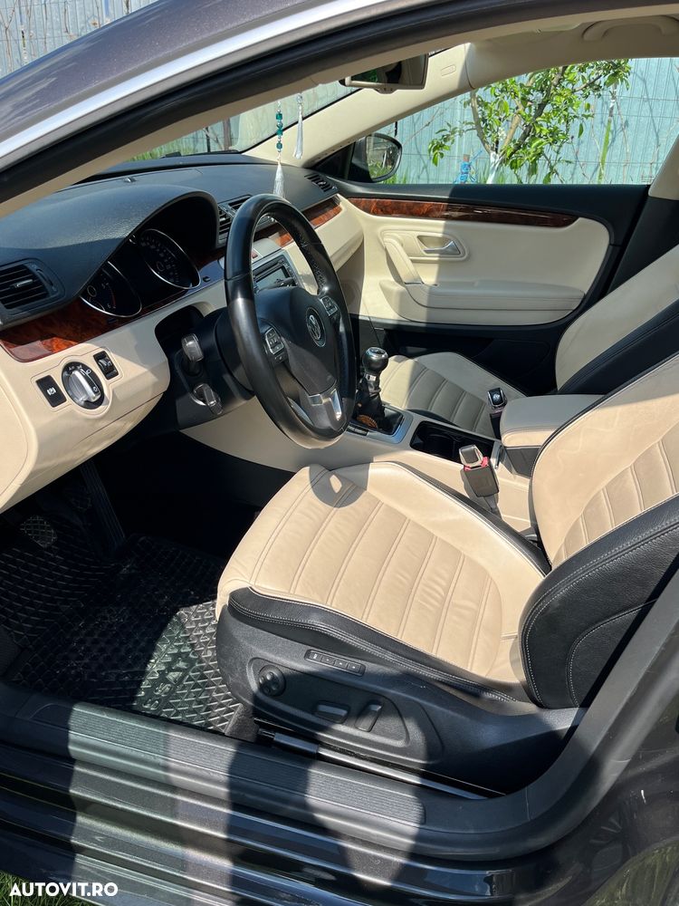 Volkswagen Passat 2.0 TDI DPF Comfortline - 16