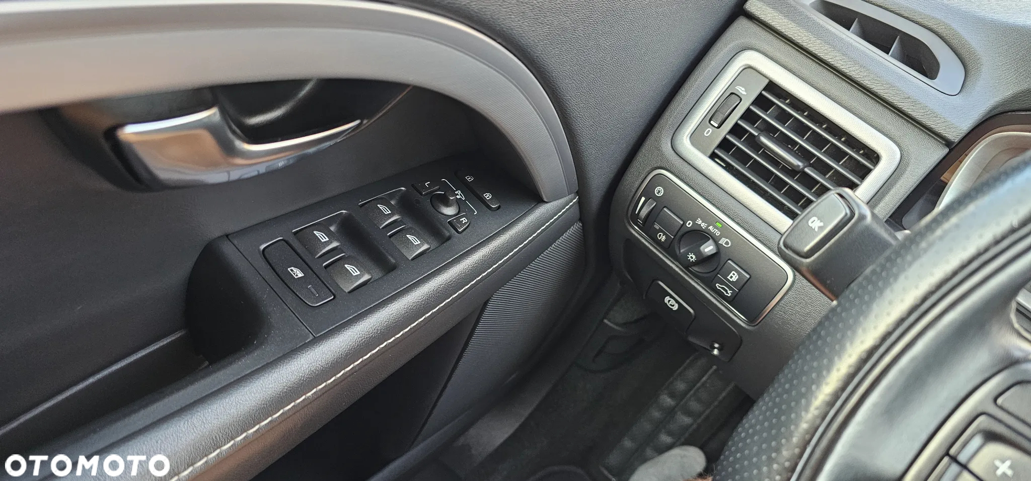 Volvo V70 D4 Geartronic Summum - 36