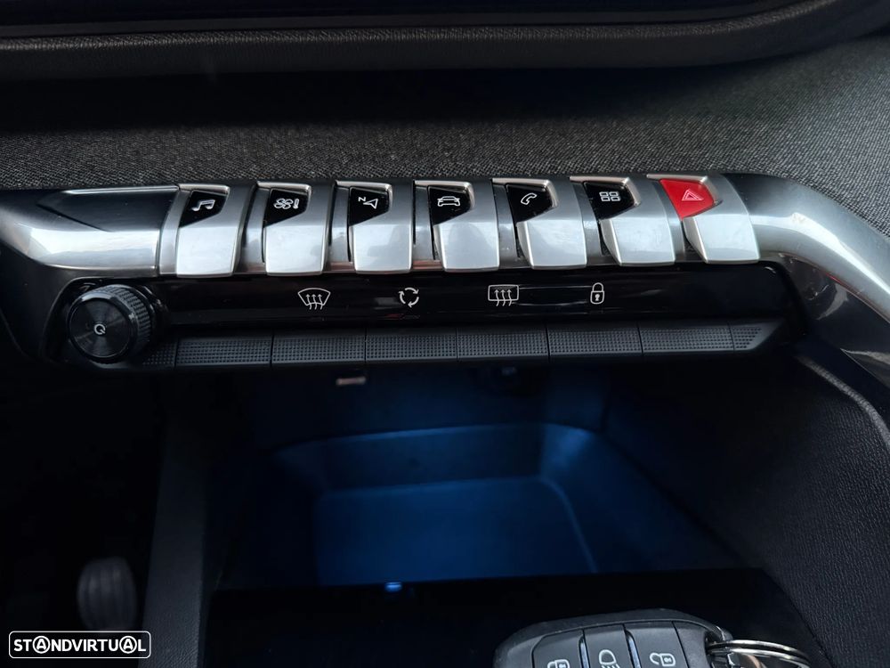 Peugeot 3008 1.5 BlueHDi Allure Pack - 43