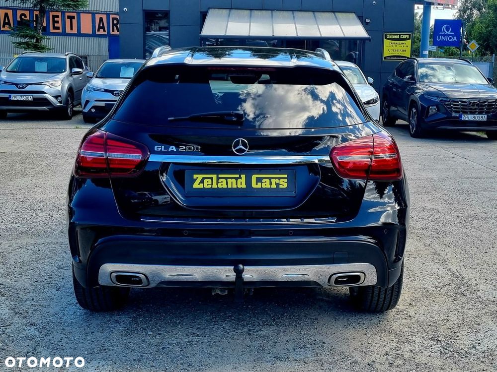 Mercedes-Benz GLA 200 7G-DCT Edition 1 - 8