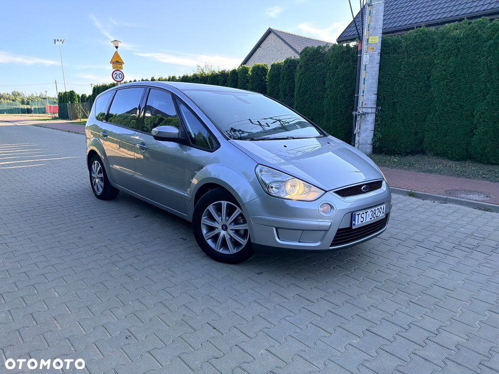 Ford S-Max 2.0 TDCi DPF Ambiente - 24