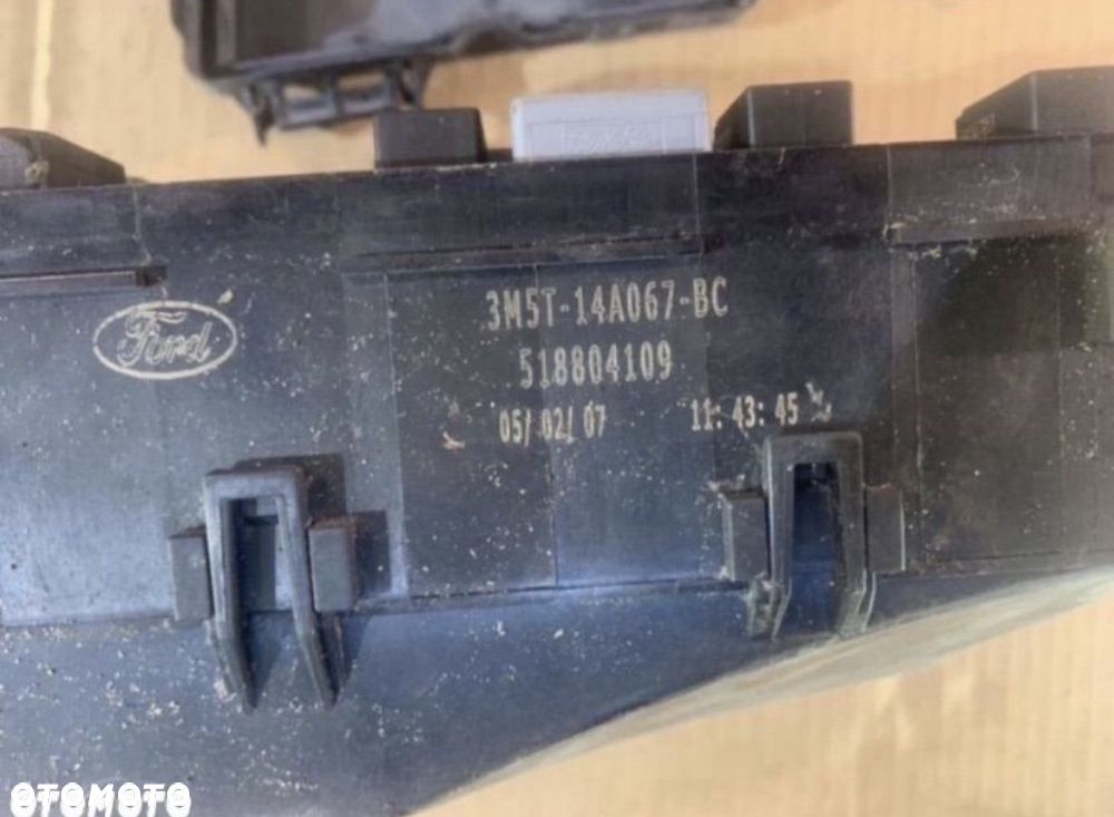 3M5T-14A067 skrzynka bezpieczników Ford focus mk2 c-max - 3