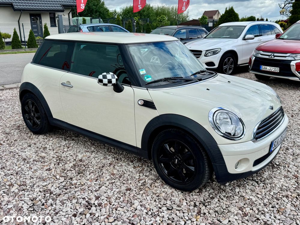 MINI ONE Standard - 13
