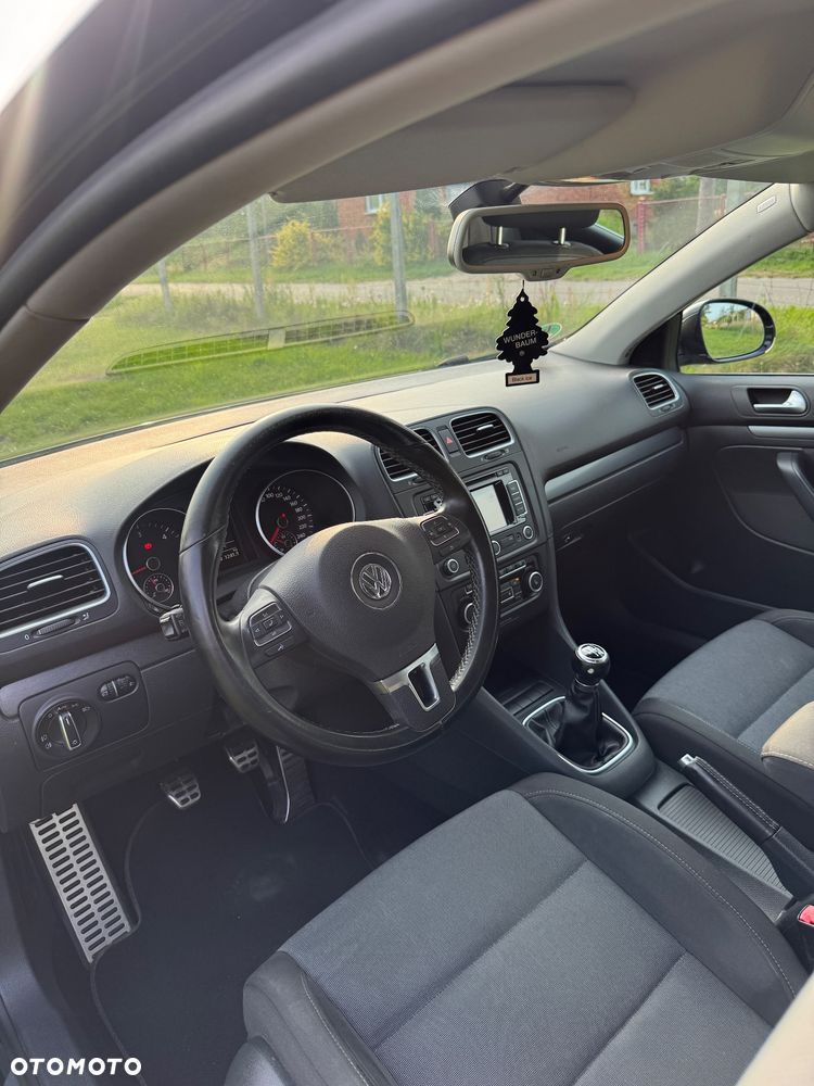 Volkswagen Golf - 11