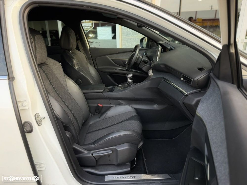 Peugeot 3008 1.6 BlueHDi GT Line - 21