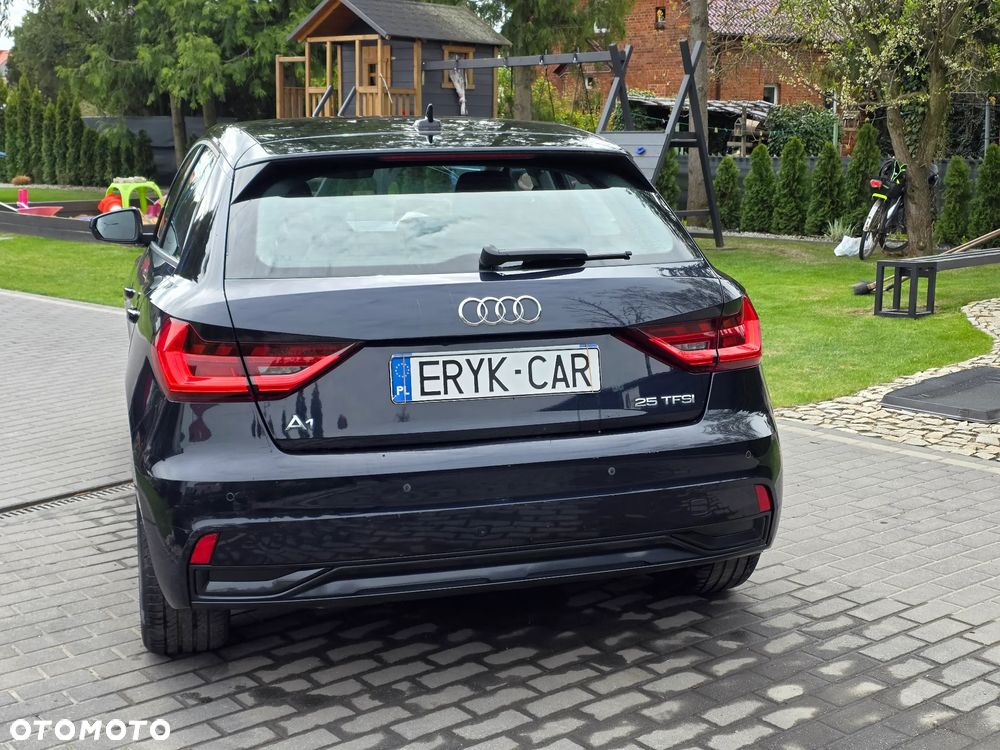 Audi A1 Sportback 25 TFSI S tronic - 2