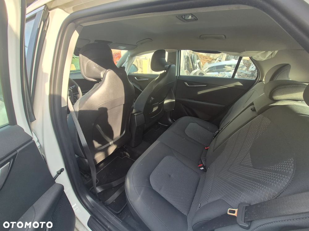 Kia Niro 1.6 GDI HEV 2WD OPF Spirit - 6