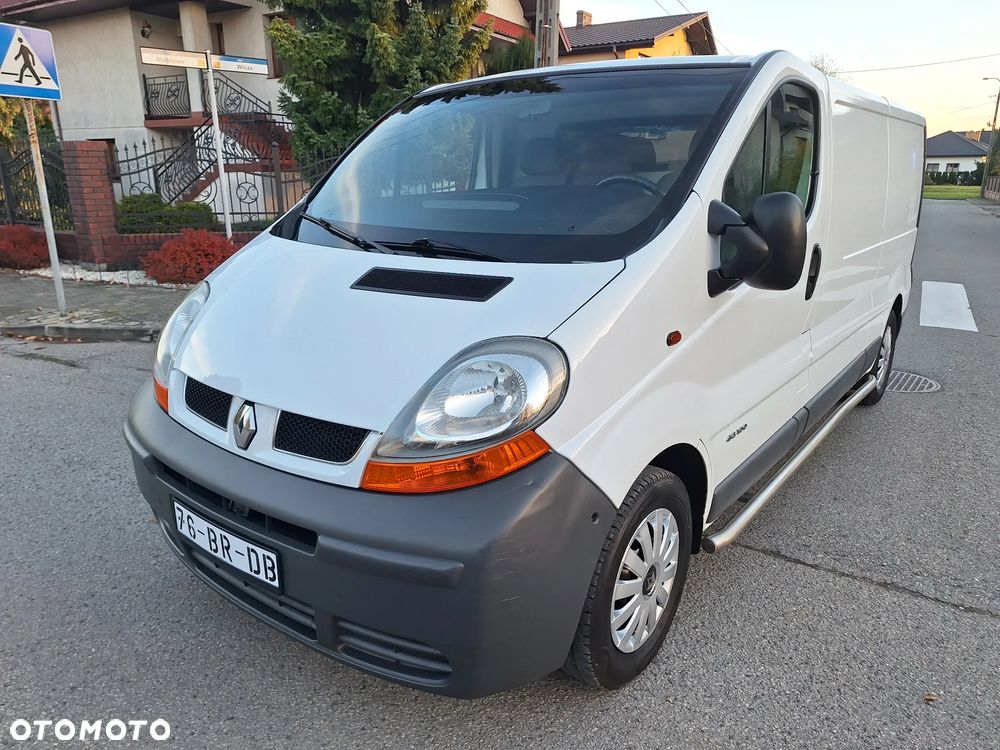 Renault Trafic - 1